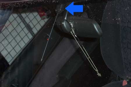 Mount the antenna to the windshield